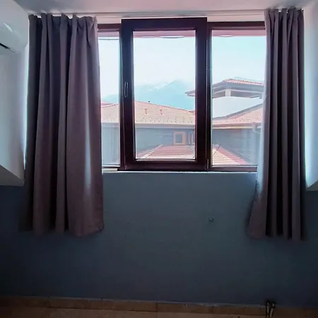 Lara's Cosy 200 M From Lift Apartamento Bansko