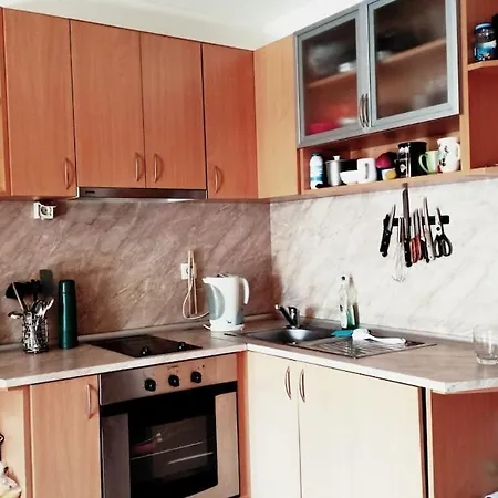 Apartamento Lara's Cosy 200 M From Lift *