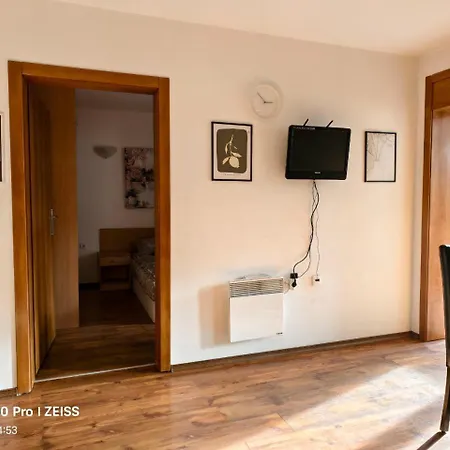 Lara's Cosy 200 M From Lift * Μπάνσκο